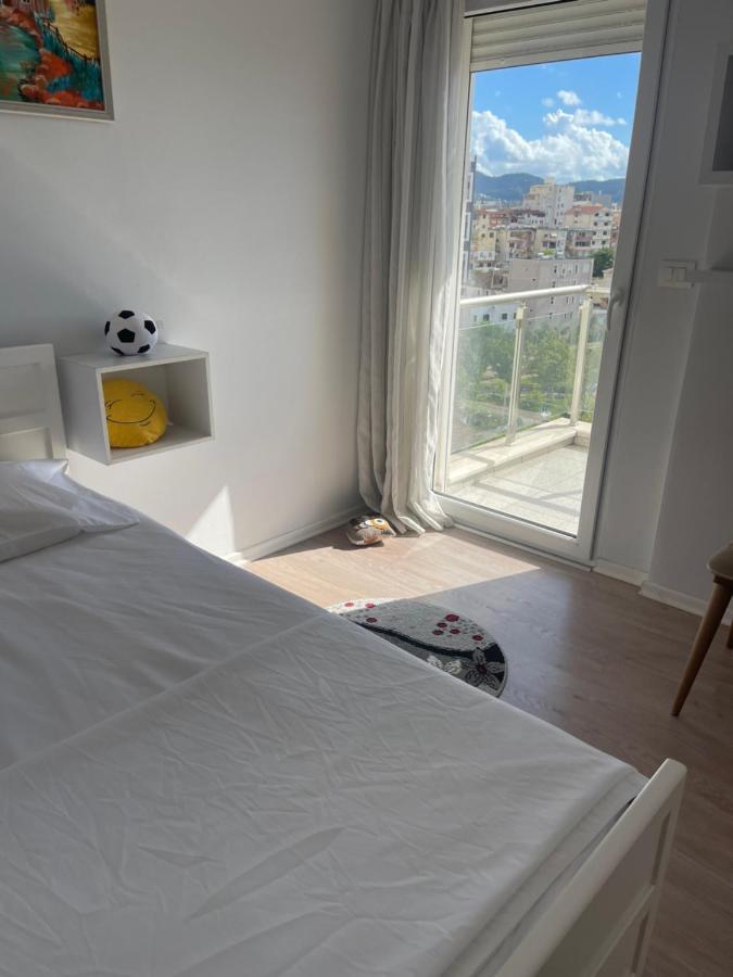 Anna'S Apartment 2 تيرانا المظهر الخارجي الصورة